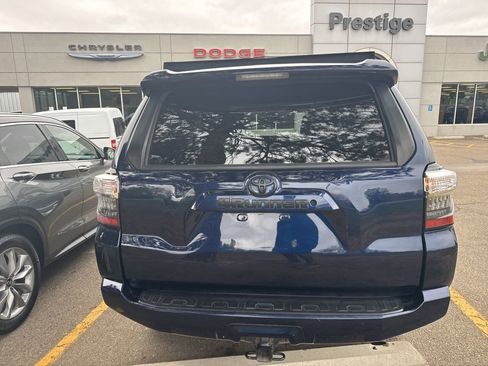 Used 2019 Toyota 4Runner SR5 Premium AWD/4WD image 9