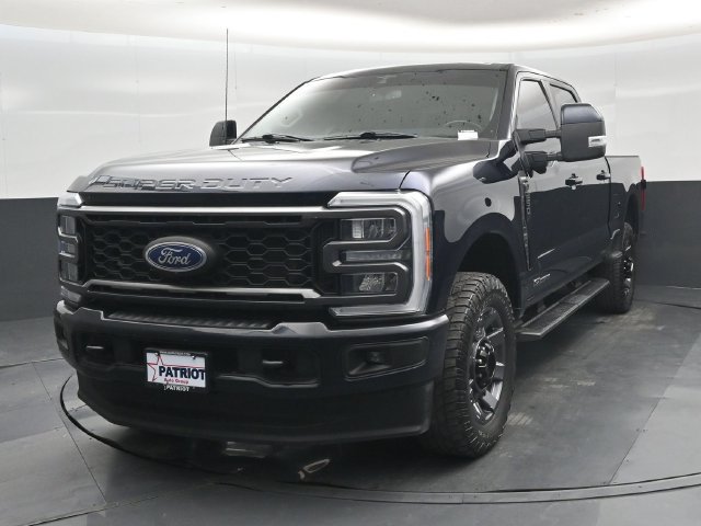 Used 2023 Ford F250 Lariat w/ Sport Appearance Package AWD/4WD image 39