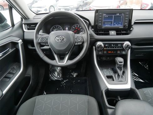 Certified 2022 Toyota RAV4 XLE image 12