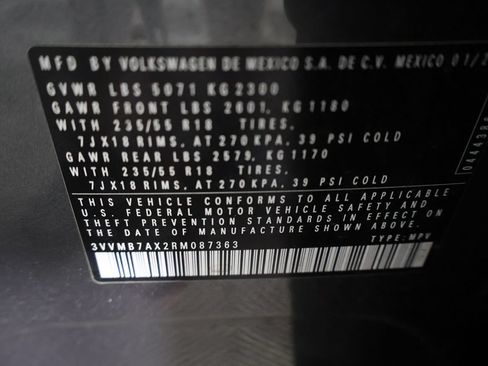 Used 2024 Volkswagen Tiguan SE w/ Panoramic Sunroof Package AWD/4WD image 47