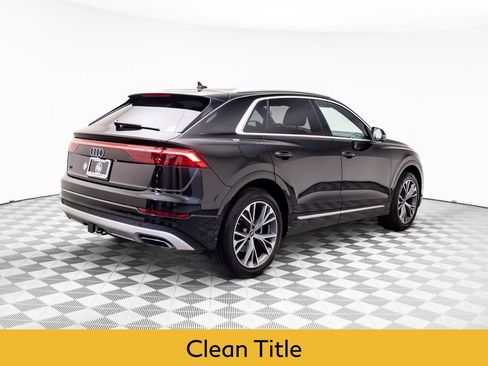 Used 2024 Audi Q8 Prestige w/ Prestige Package image 5