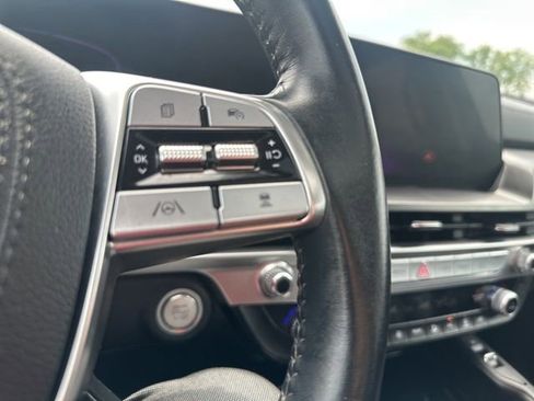 Used 2025 Kia Telluride S FWD image 39
