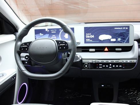 Used 2024 Hyundai Ioniq 5 Limited image 26