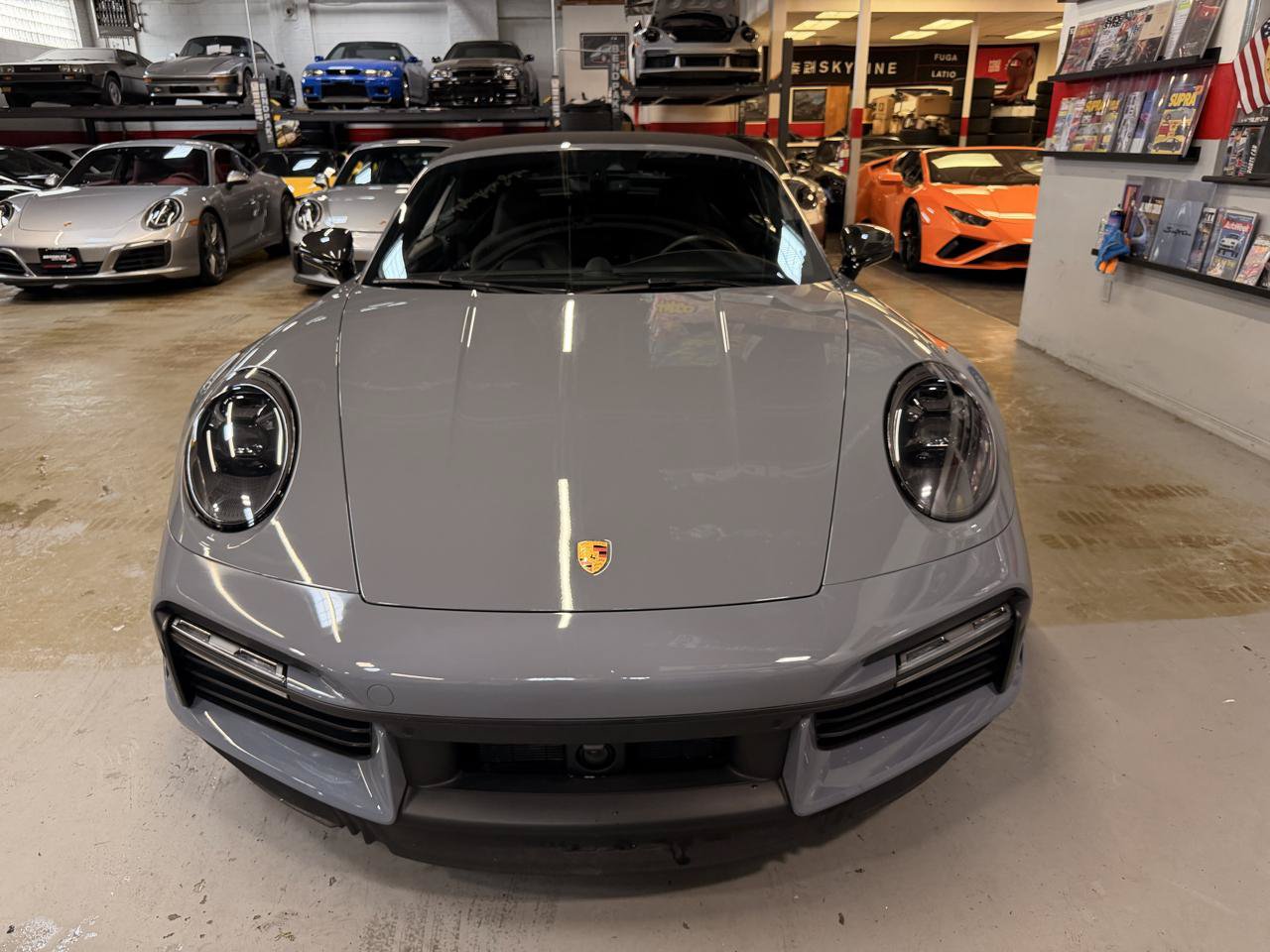 Used 2023 Porsche 911 Turbo S AWD/4WD image 2