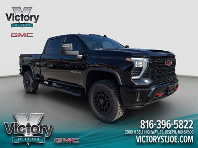 Used 2025 Chevrolet Silverado 2500 ZR2 w/ Technology Package