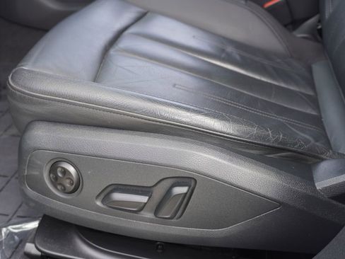 Used 2019 Audi A4 2.0T Premium w/ Convenience Package image 12