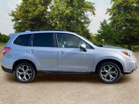Used 2016 Subaru Forester 2.5i Touring w/ Eyesight & Navigation System AWD/4WD image 9