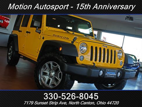 Used 2015 Jeep Wrangler Unlimited Rubicon w/ Dual Top Group image 52