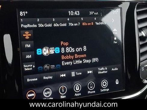 Used 2020 Jeep Grand Cherokee Laredo w/ 18" Wheel & 8.4" Radio Group image 18