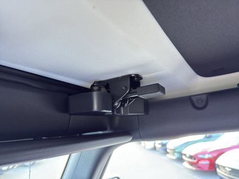 New 2025 Ford Bronco Badlands image 20