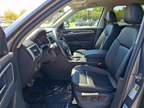 Used 2019 Volkswagen Atlas SE AWD/4WD image 14