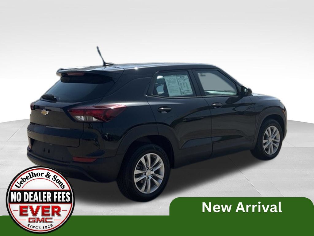 Used 2021 Chevrolet TrailBlazer LS FWD image 6