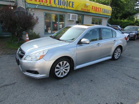 Used 2012 Subaru Legacy 2.5i Limited image 3