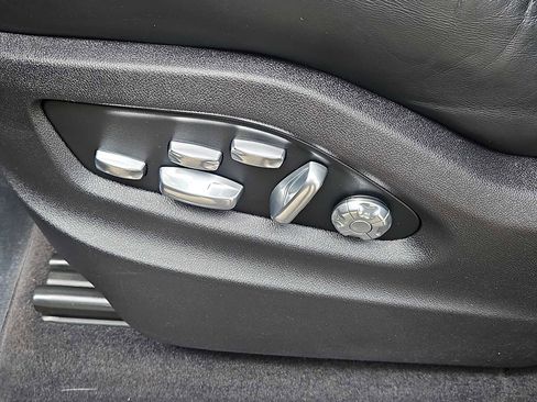 Certified 2021 Porsche Cayenne GTS AWD/4WD image 30