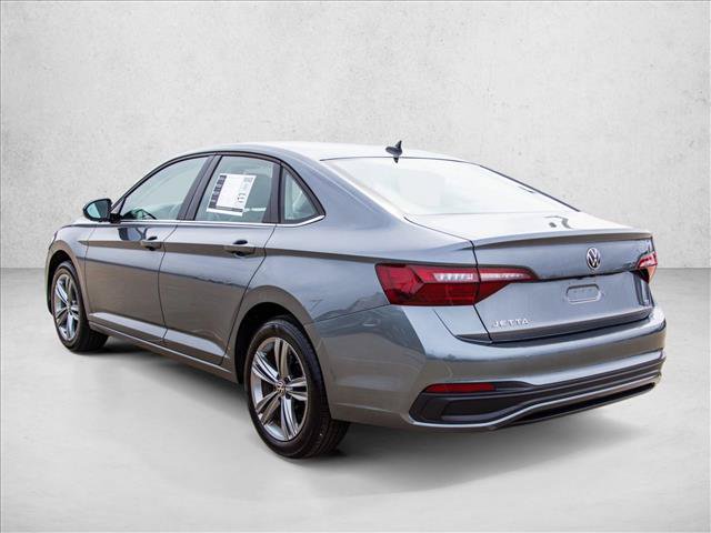 Used 2024 Volkswagen Jetta SE FWD image 7
