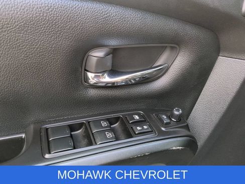 Used 2021 Nissan Titan PRO-4X w/ Pro-4x Convenience Package AWD/4WD image 24