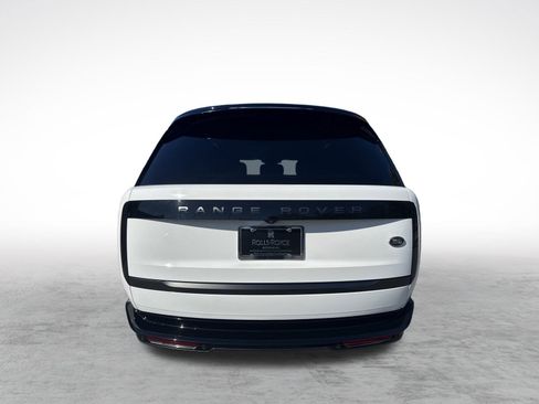 Used 2023 Land Rover Range Rover SE image 9