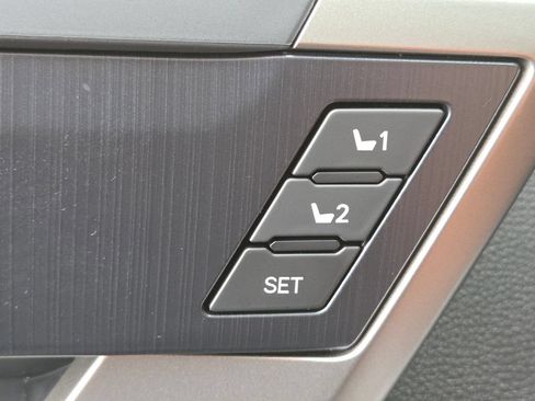Used 2026 Toyota Sequoia Platinum AWD/4WD image 24