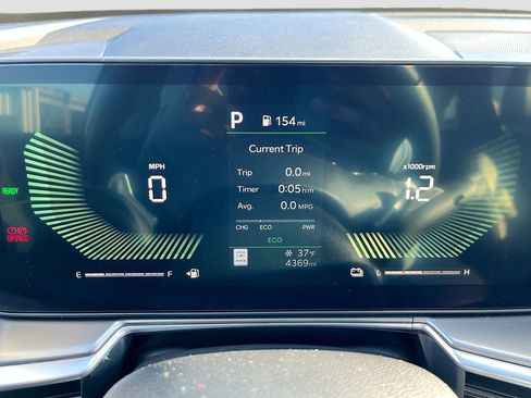 Certified 2025 Kia Sorento EX image 11