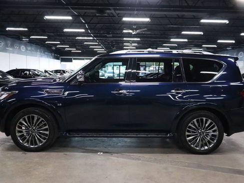 Used 2019 INFINITI QX80 Luxe w/ 22" Wheel Package RWD image 2