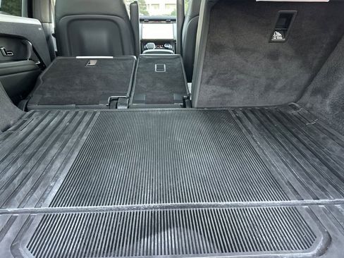 Used 2023 Land Rover Range Rover Sport SE Dynamic image 14