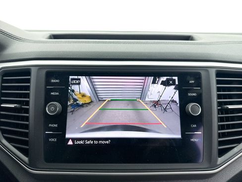 Used 2021 Volkswagen Atlas SE w/ Towing Package FWD image 21