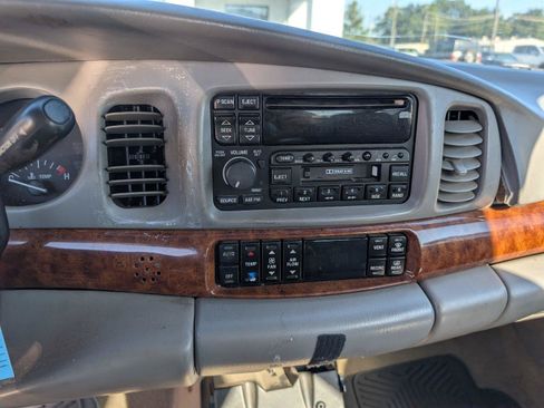 Used 2000 Buick Le Sabre Limited w/ Prestige Opt Pkg FWD image 16