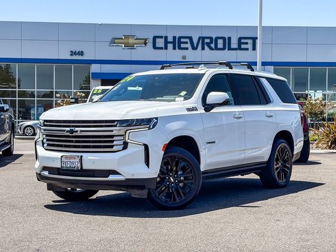 Used 2024 Chevrolet Tahoe High Country w/ Advanced Technology Package AWD/4WD image 1