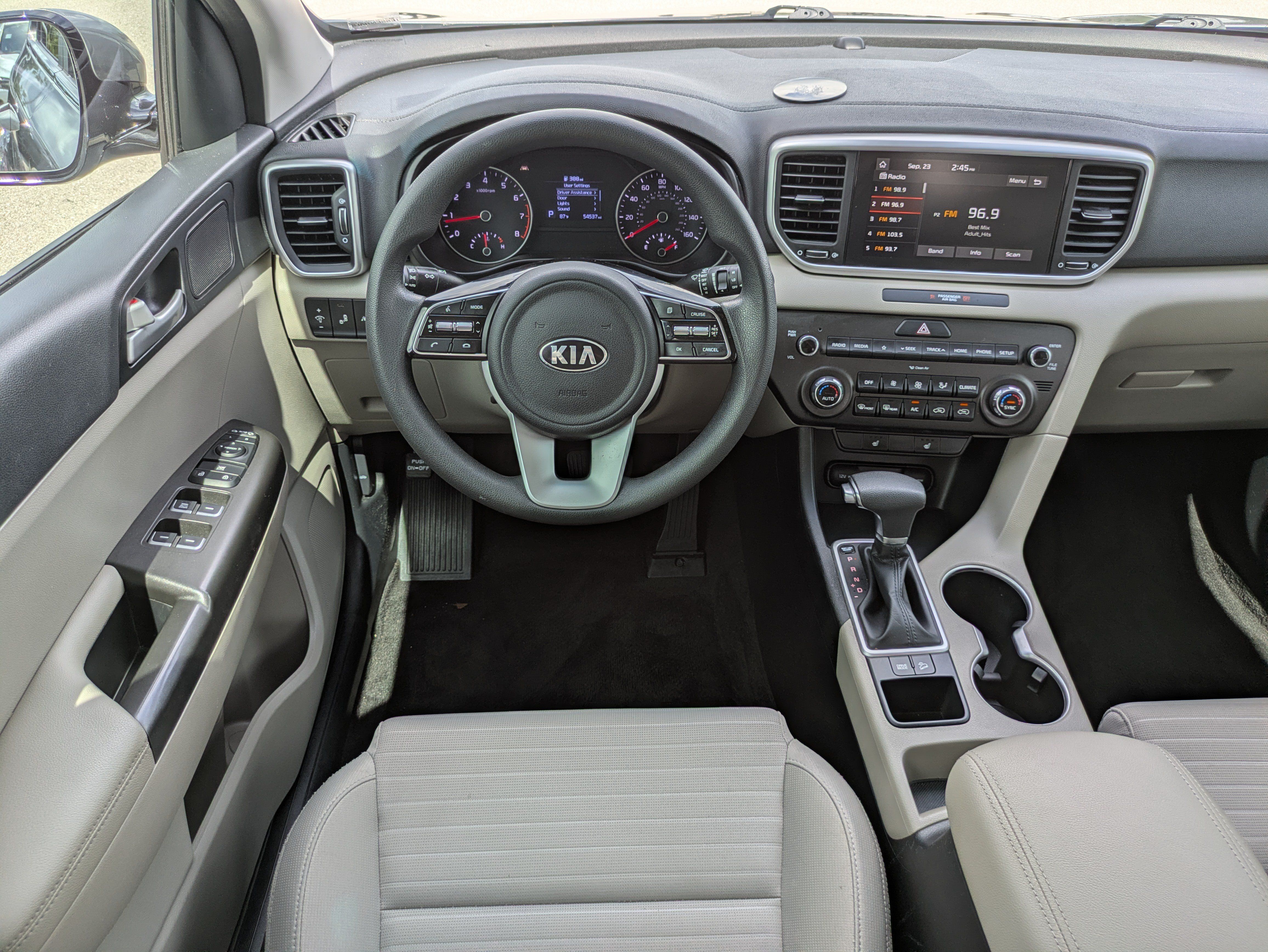 Used 2022 Kia Sportage LX w/ LX FWD Value Edition Package image 16