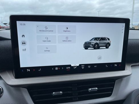 New 2026 Ford Explorer Active AWD/4WD image 17