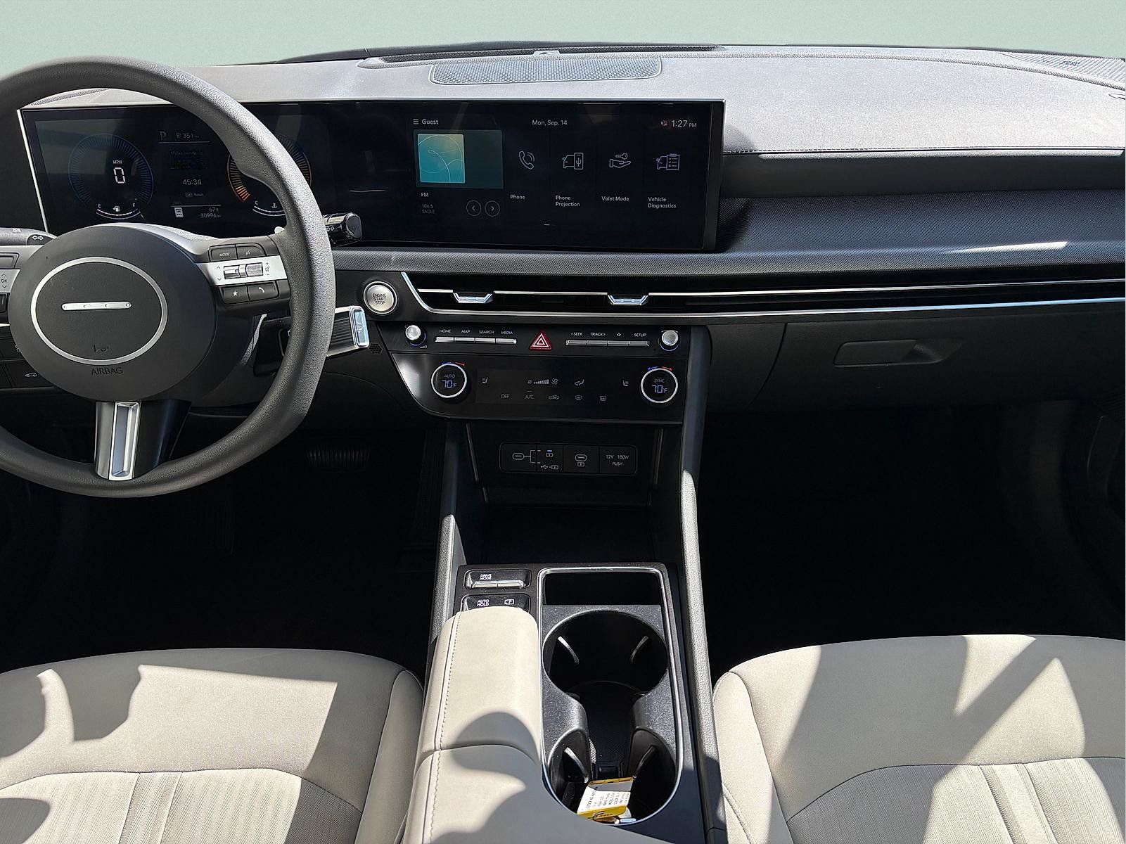 Used 2025 Hyundai Sonata SEL FWD image 31