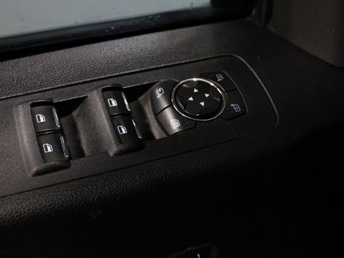 Used 2015 Ford F150 Platinum w/ Equipment Group 701A Luxury image 14