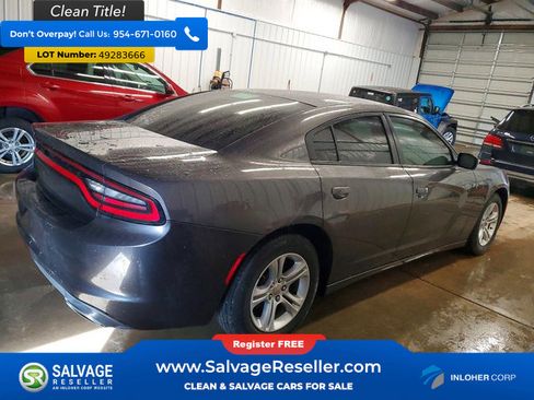 Used 2016 Dodge Charger SE image 4