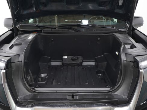 Used 2025 GMC Sierra EV Denali AWD/4WD image 29