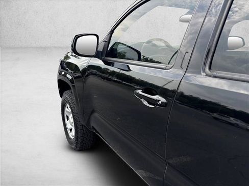 Certified 2023 Toyota Tacoma SR AWD/4WD image 30