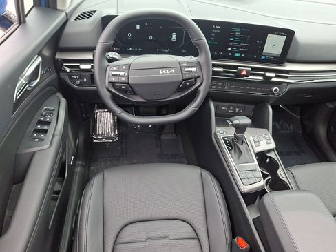 Certified 2026 Kia Sportage SX AWD/4WD image 11