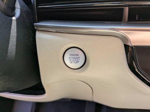 Certified 2025 Kia Sorento S AWD/4WD image 28