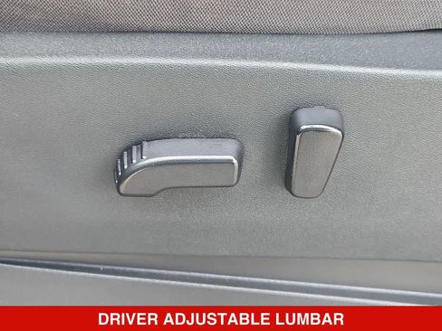 Used 2023 Nissan Frontier SV w/ Technology Package RWD image 16