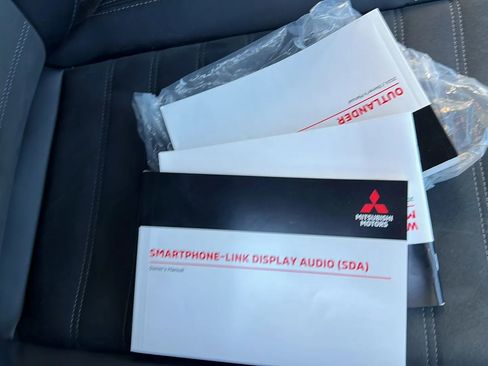 Used 2024 Mitsubishi Outlander Ralliart image 23