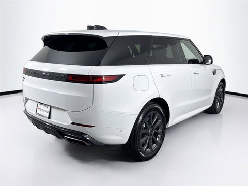Used 2024 Land Rover Range Rover Sport Dynamic SE image 12