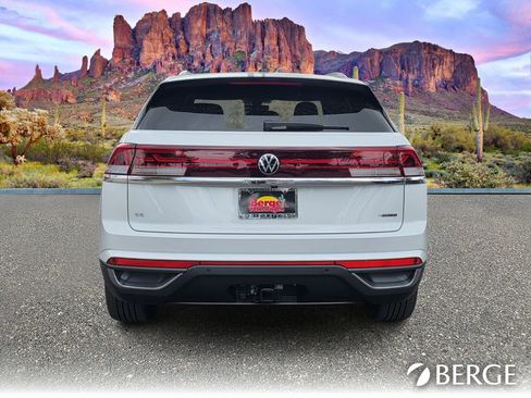 New 2026 Volkswagen Atlas Cross Sport SE image 6