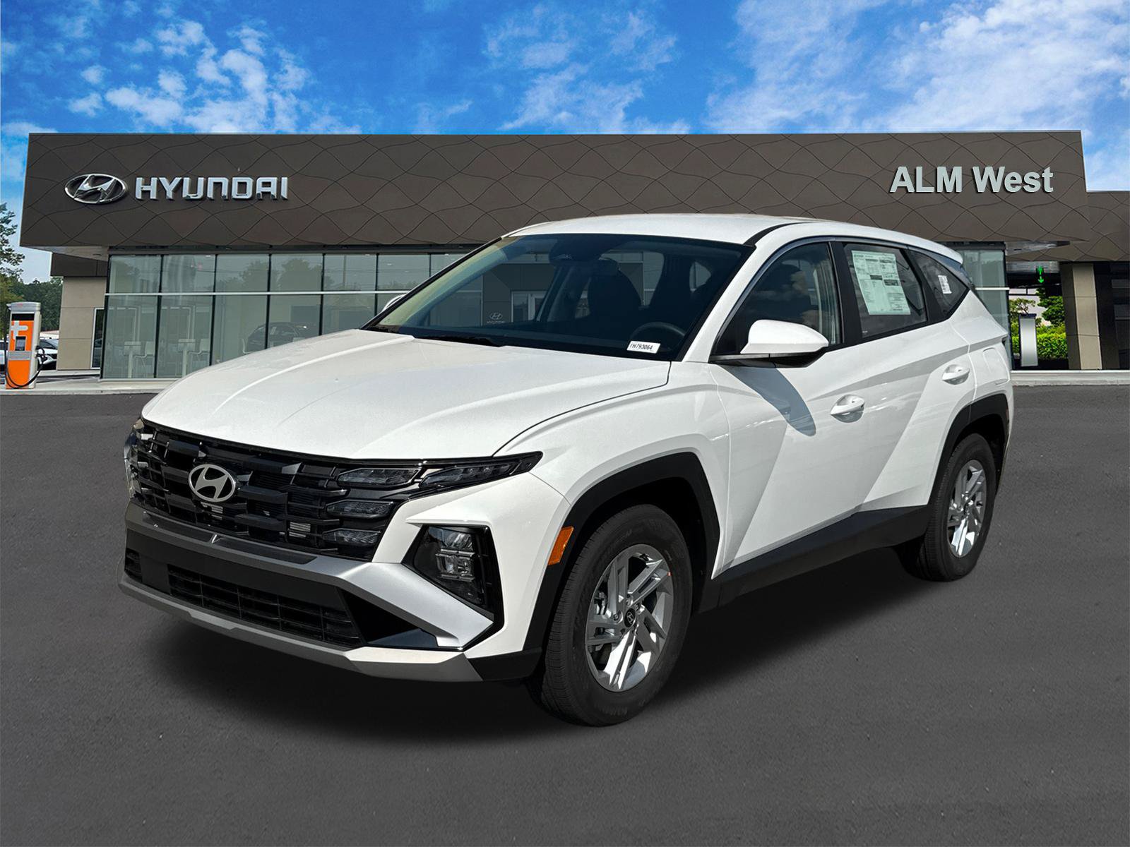 New 2026 Hyundai Tucson SE FWD image 1