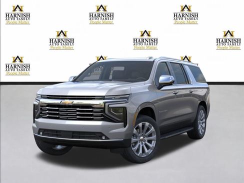 New 2026 Chevrolet Suburban Premier w/ Sun And Tow Package AWD/4WD image 8