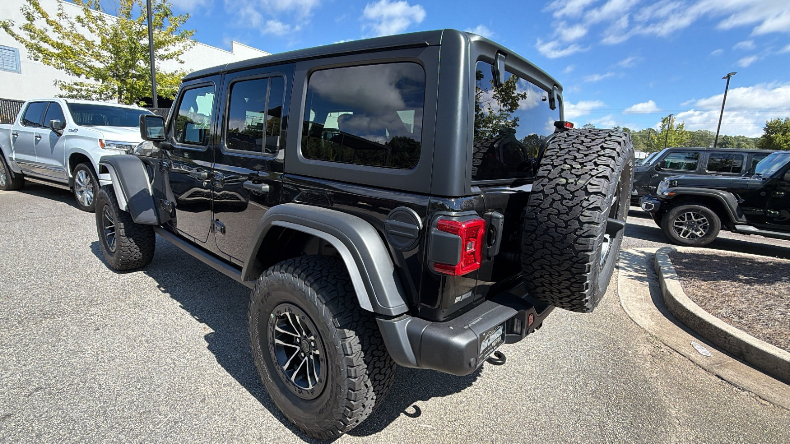 New 2027 Jeep Wrangler Unlimited Rubicon 392 AWD/4WD image 10