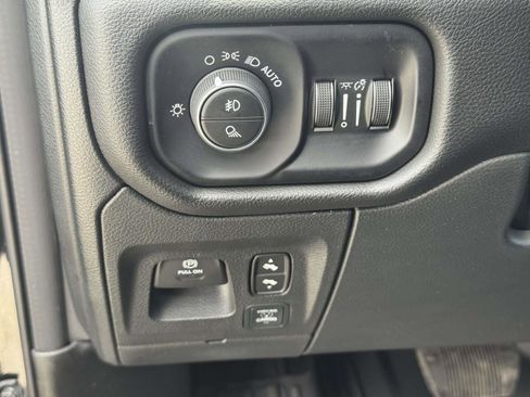 Certified 2025 RAM 1500 Big Horn AWD/4WD image 19