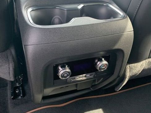 New 2026 GMC Acadia AT4 AWD/4WD image 19