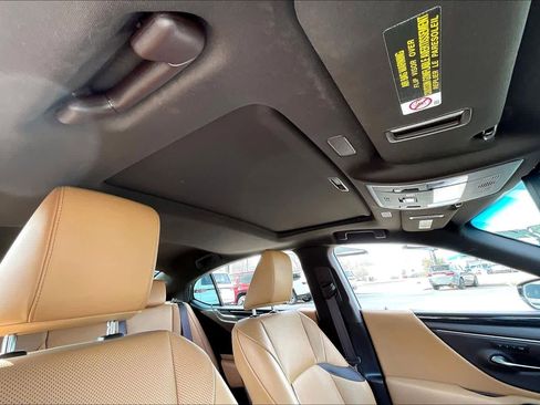 Used 2019 Lexus ES 350 image 13