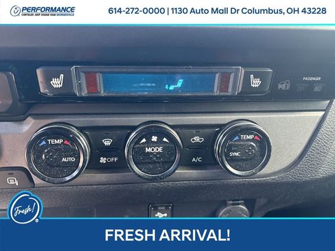 Used 2016 Toyota Tacoma SR5 image 24