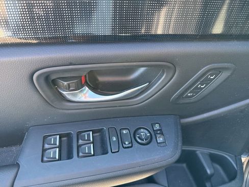 Used 2025 Honda Pilot Elite image 17
