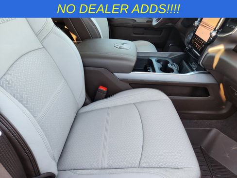 New 2026 RAM 3500 Laramie AWD/4WD image 14